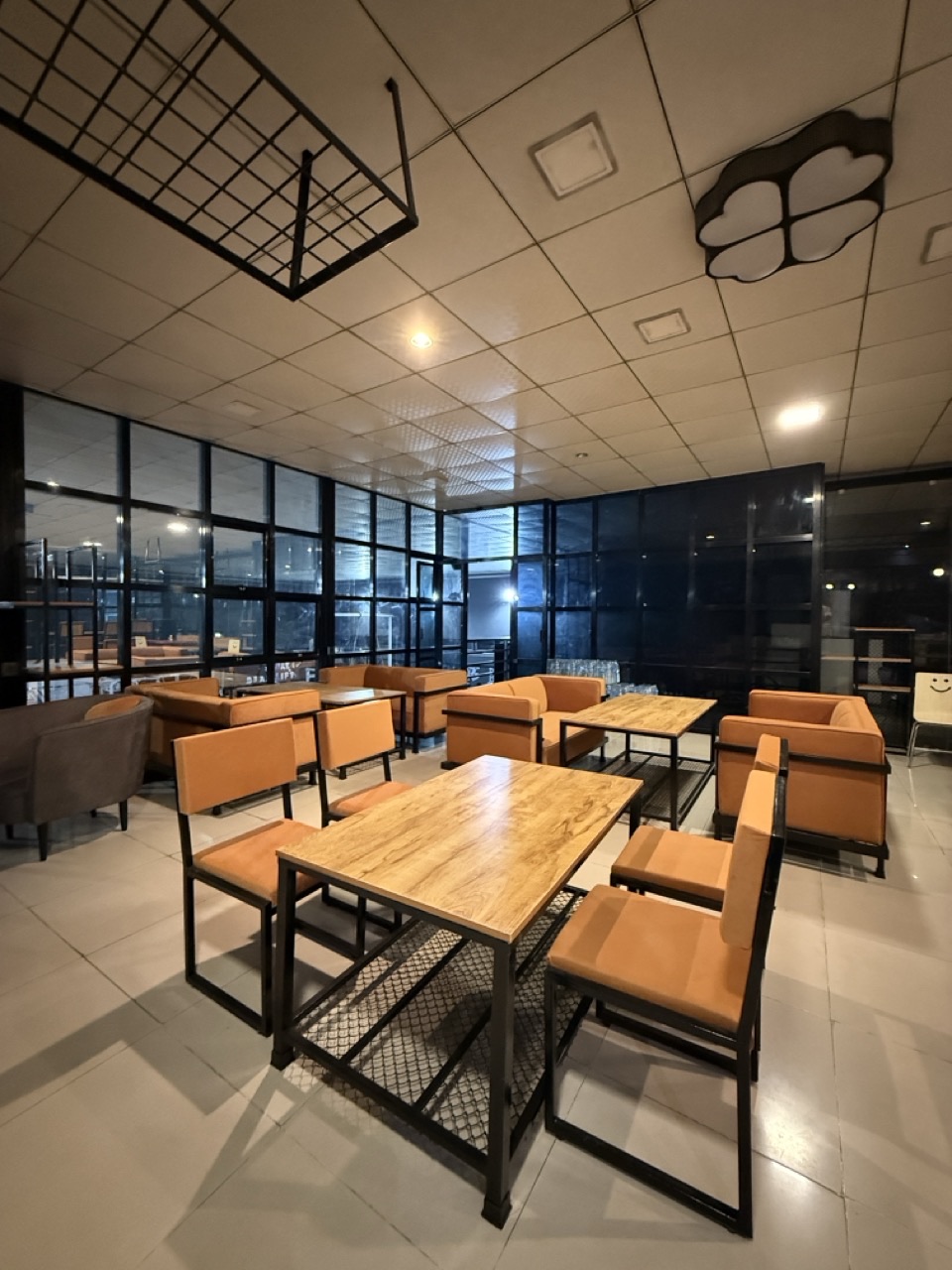 Group seating ulc cafe
